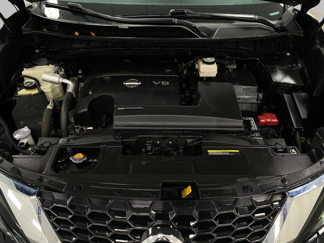 Used 2019 Nissan Murano S image 12