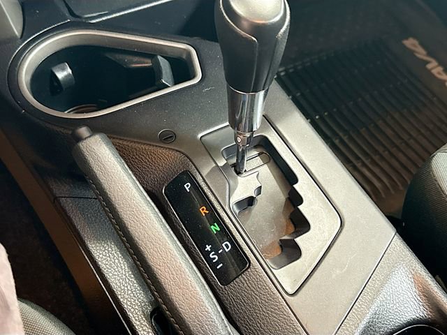 Used 2018 Toyota RAV4 LE w/ All Weather Liner Package AWD/4WD image 17