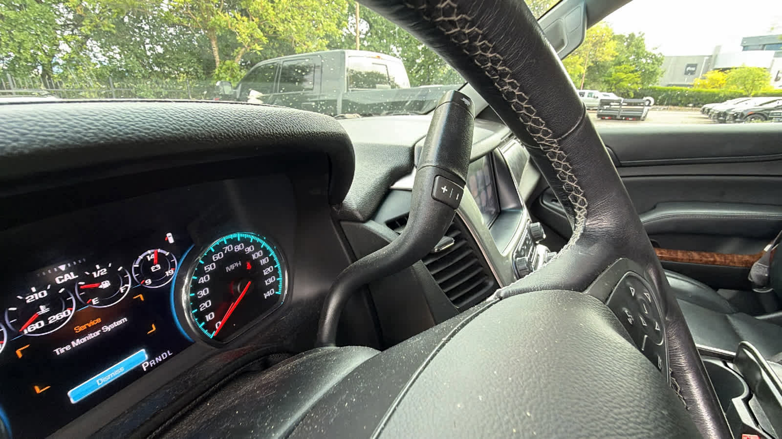 Used 2017 Chevrolet Suburban Premier image 12