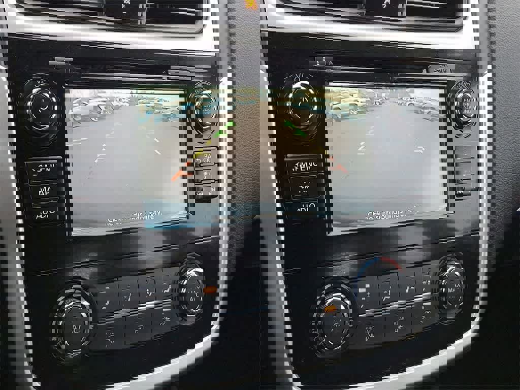 Used 2018 Nissan Altima 2.5 SR w/ SR Midnight Edition image 15