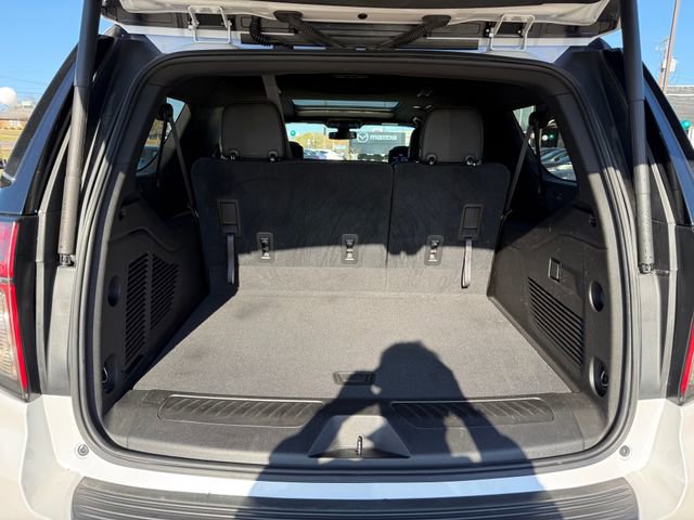 Used 2021 Chevrolet Suburban LT w/ Rear Media and Nav Package image 31