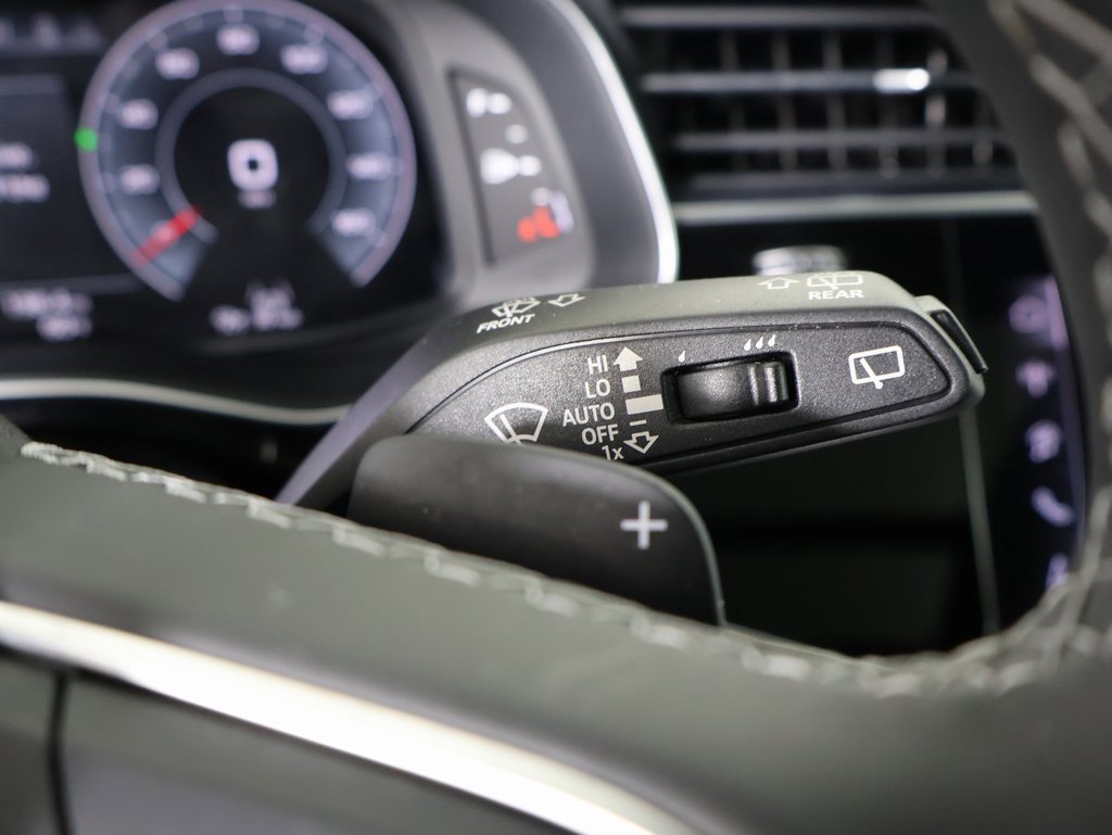 Used 2025 Audi Q8 Premium Plus w/ Premium Plus Package image 30