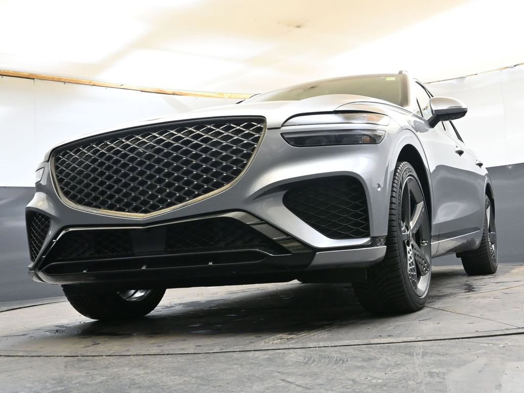 Used 2025 Genesis GV70 2.5T w/ Sport Prestige Package image 29