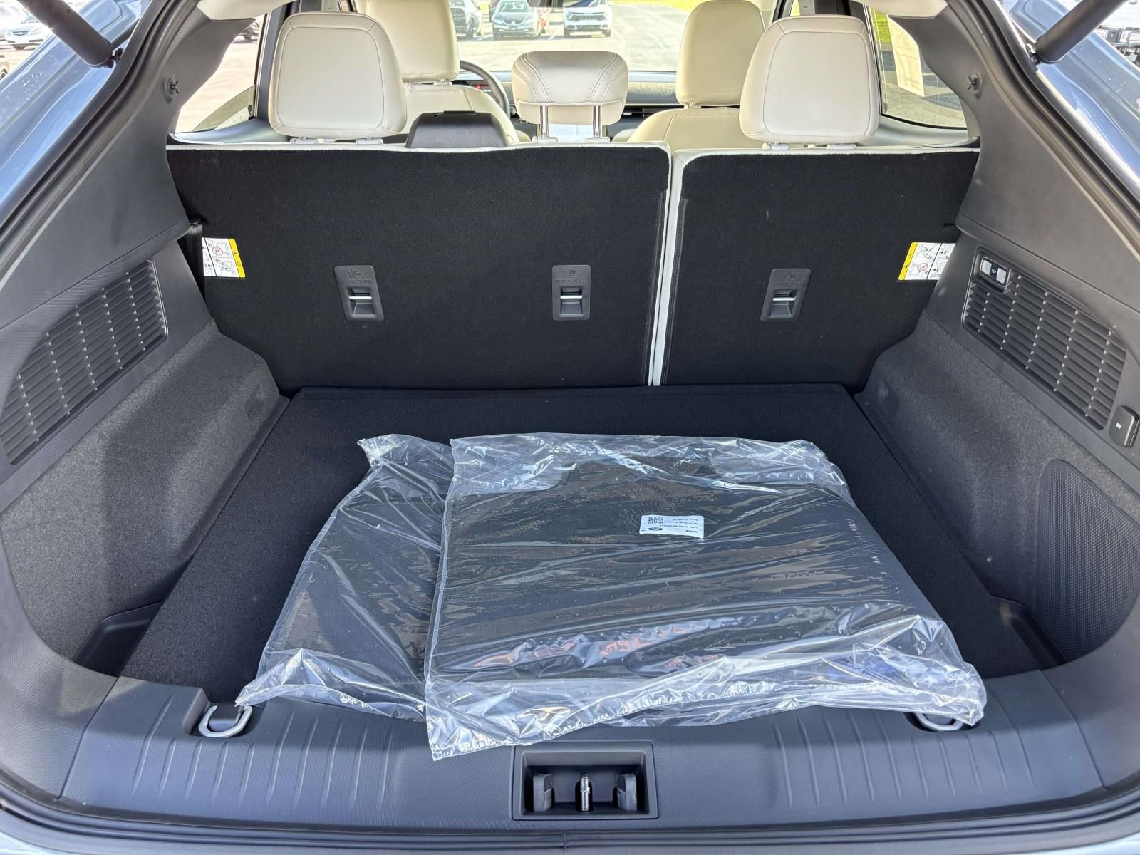 New 2025 Ford Mustang Mach-E Premium image 9