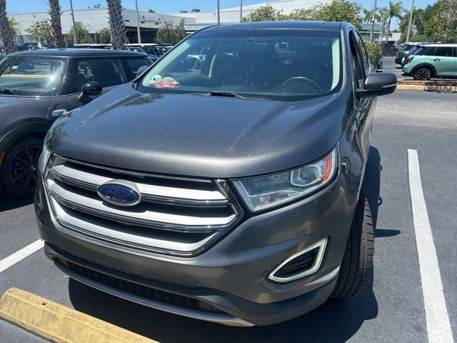 Used 2016 Ford Edge Titanium FWD image 2