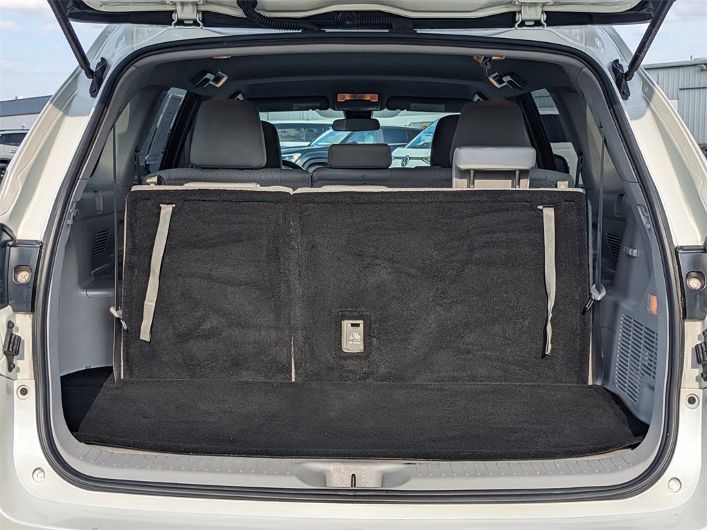 Used 2019 Toyota Highlander LE image 13