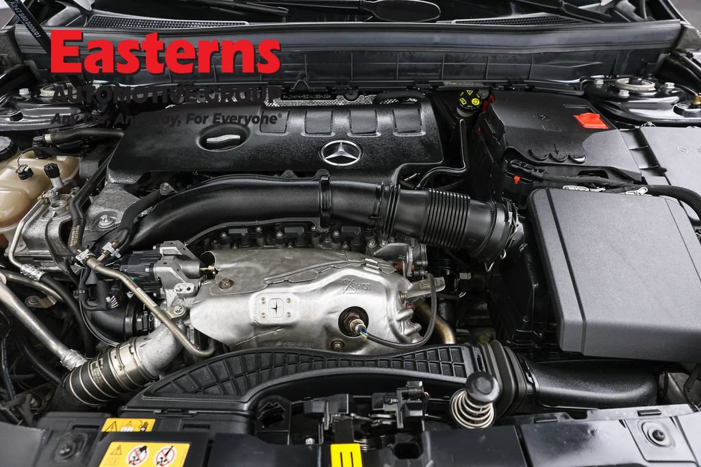 Used 2022 Mercedes-Benz GLB 250 4MATIC w/ AMG Line image 7