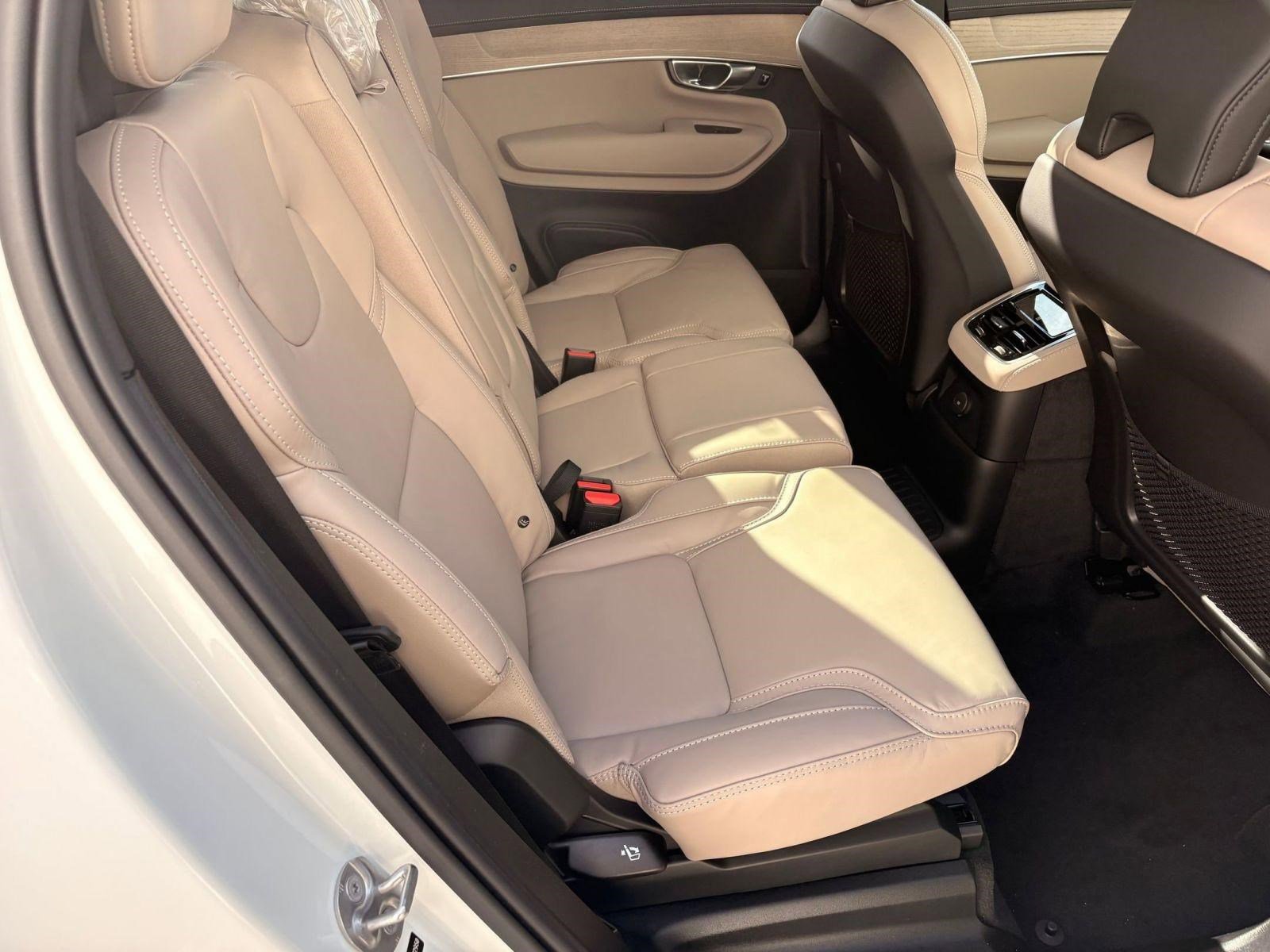 New 2026 Volvo XC90 T8 Ultra image 26