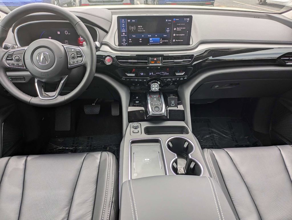 Used 2026 Acura MDX w/ Technology Package image 17
