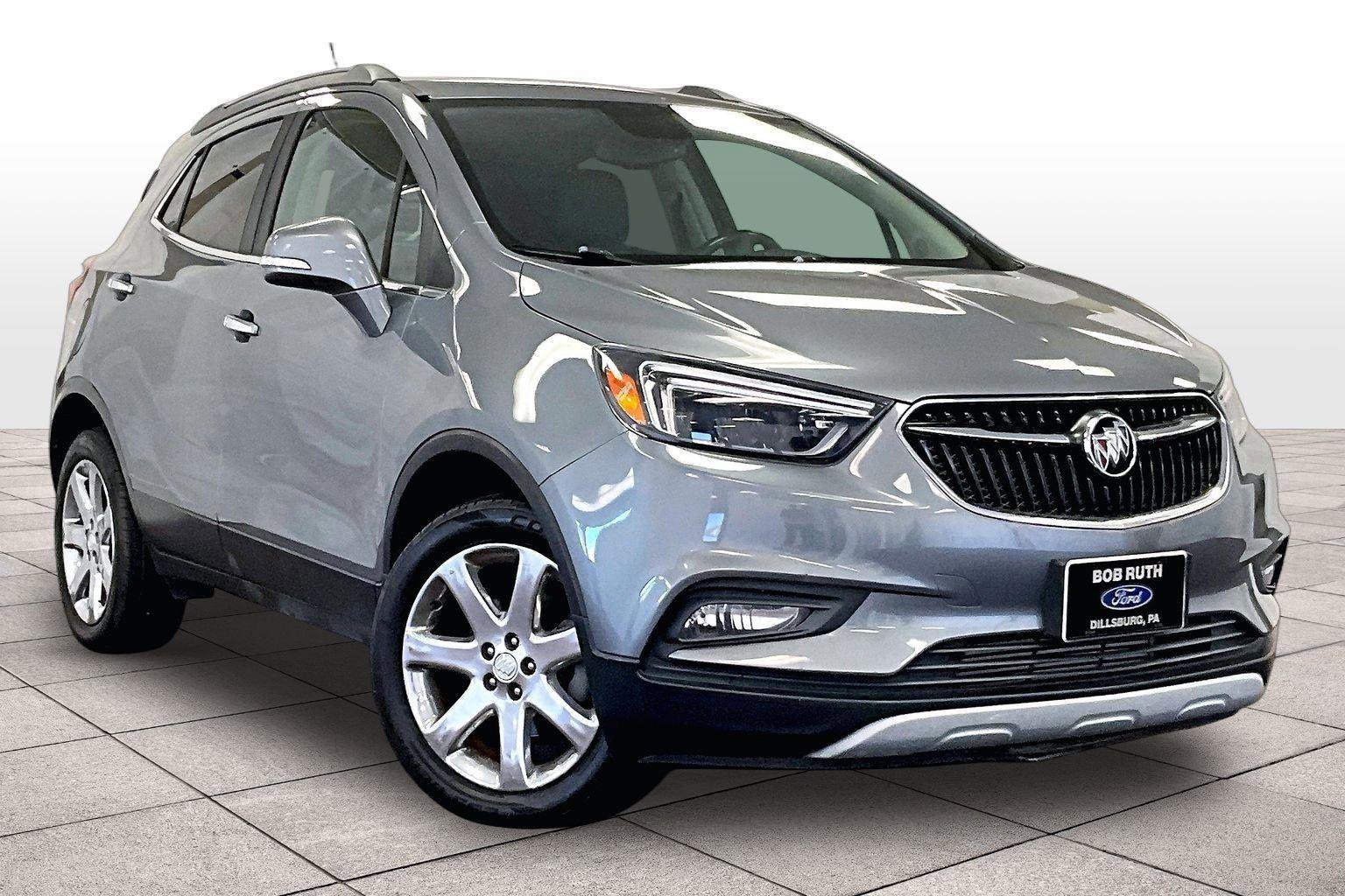 Used 2019 Buick Encore Essence w/ Experience Buick Package image 2