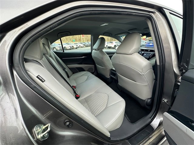 Used 2020 Toyota Camry SE image 17