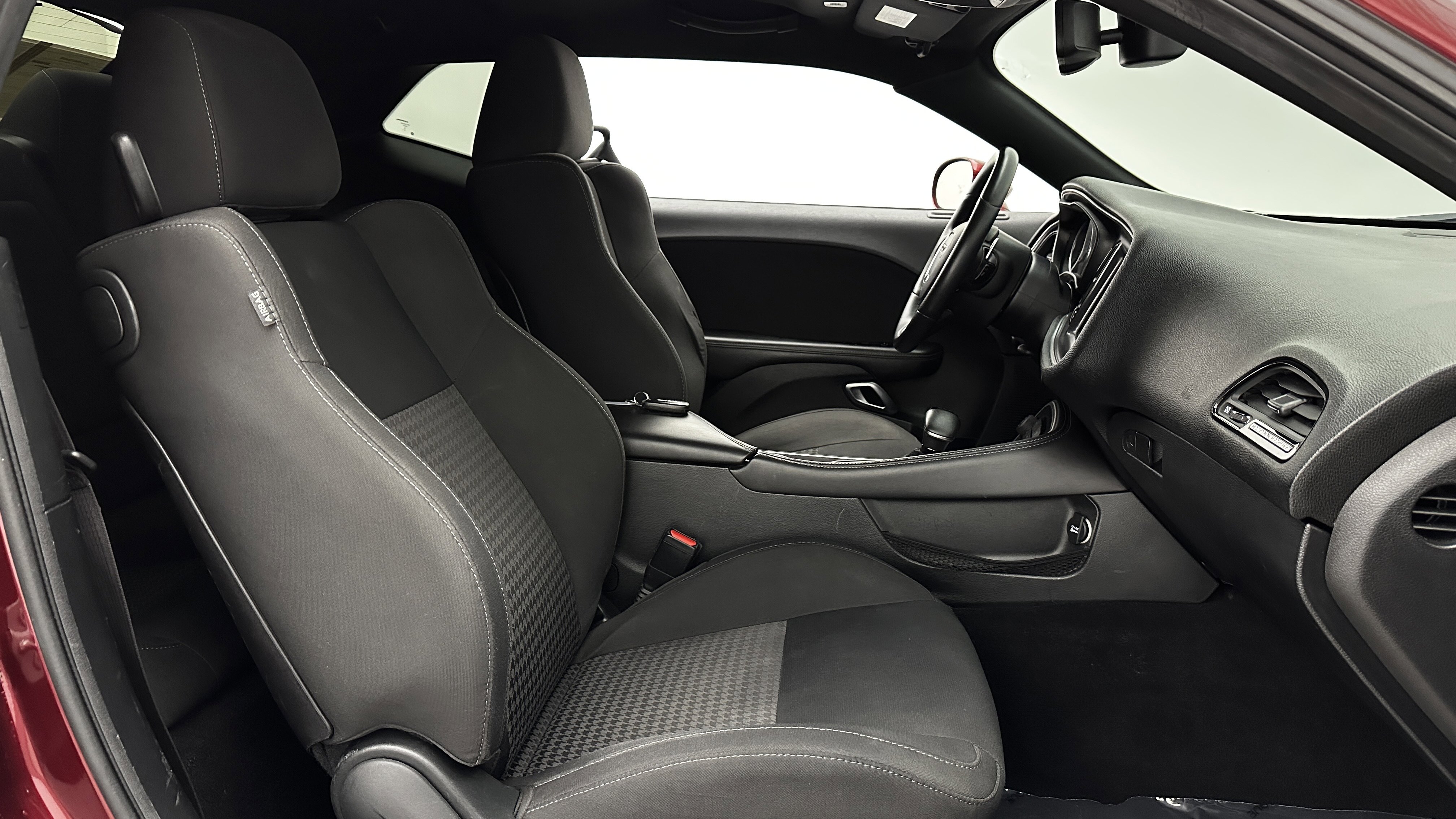 Used 2019 Dodge Challenger GT image 27