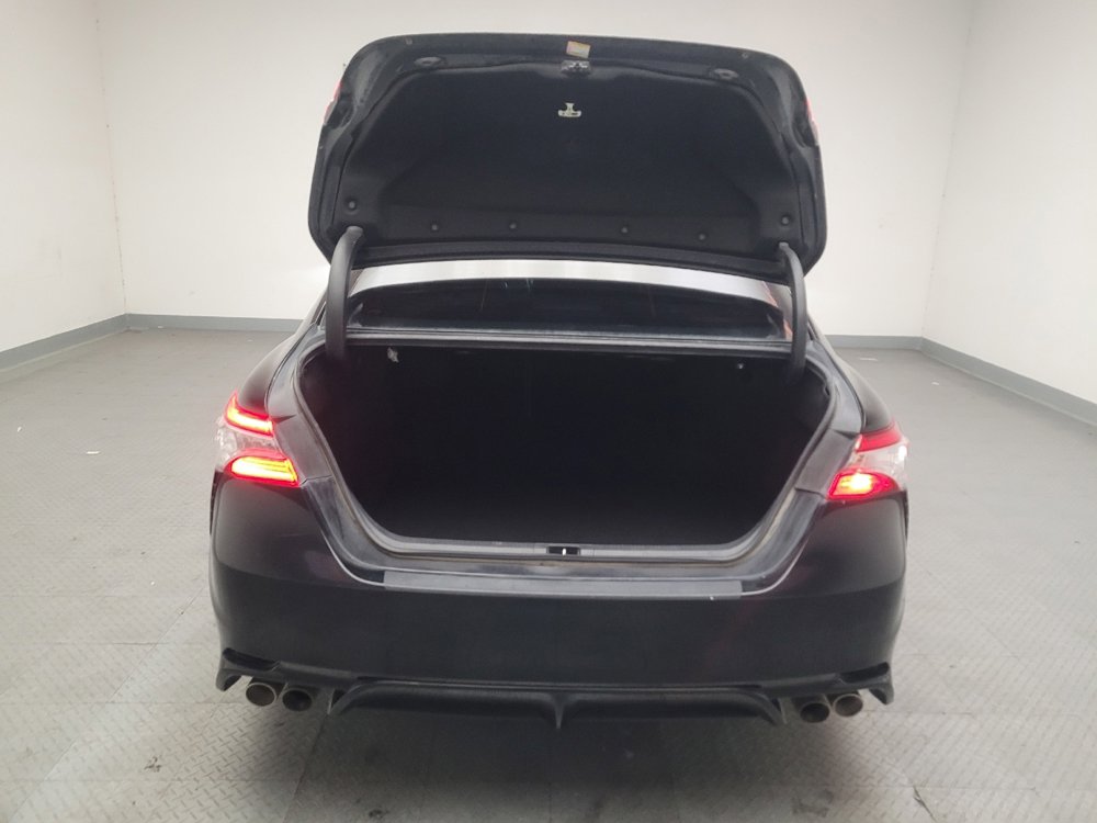 Used 2020 Toyota Camry XSE w/ Navigation Package image 29
