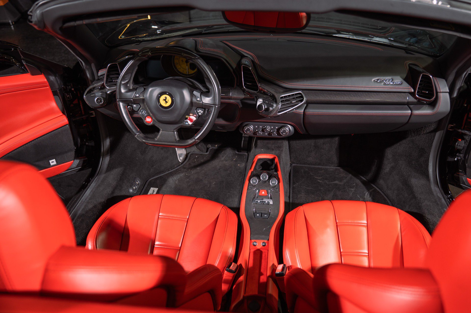Used 2014 Ferrari 458 Spider RWD image 2