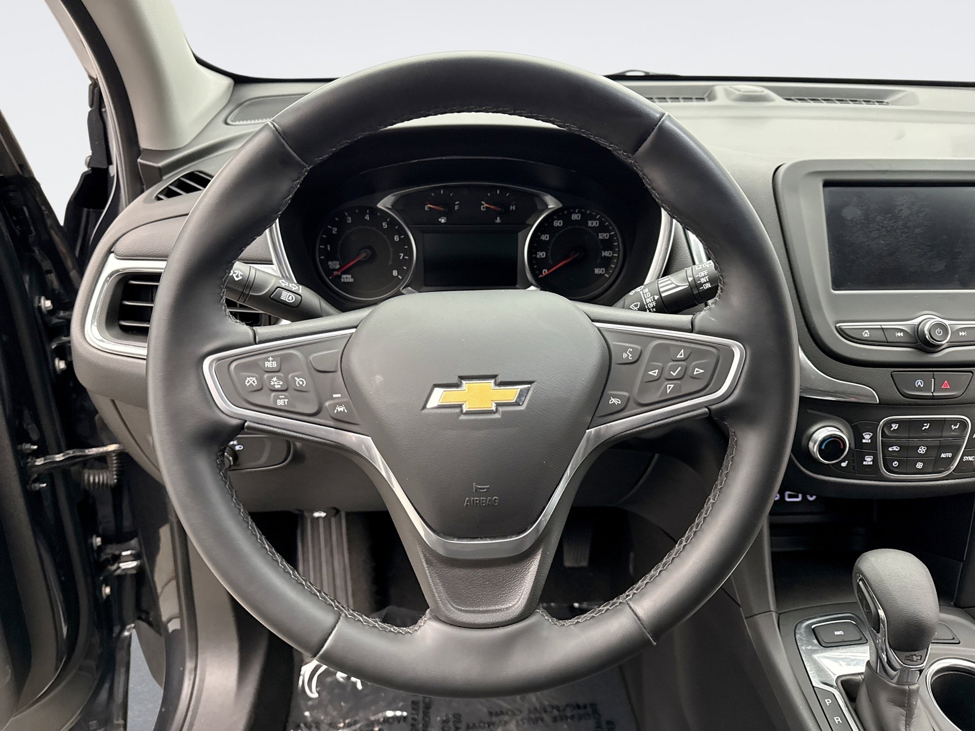 Used 2023 Chevrolet Equinox LT image 12