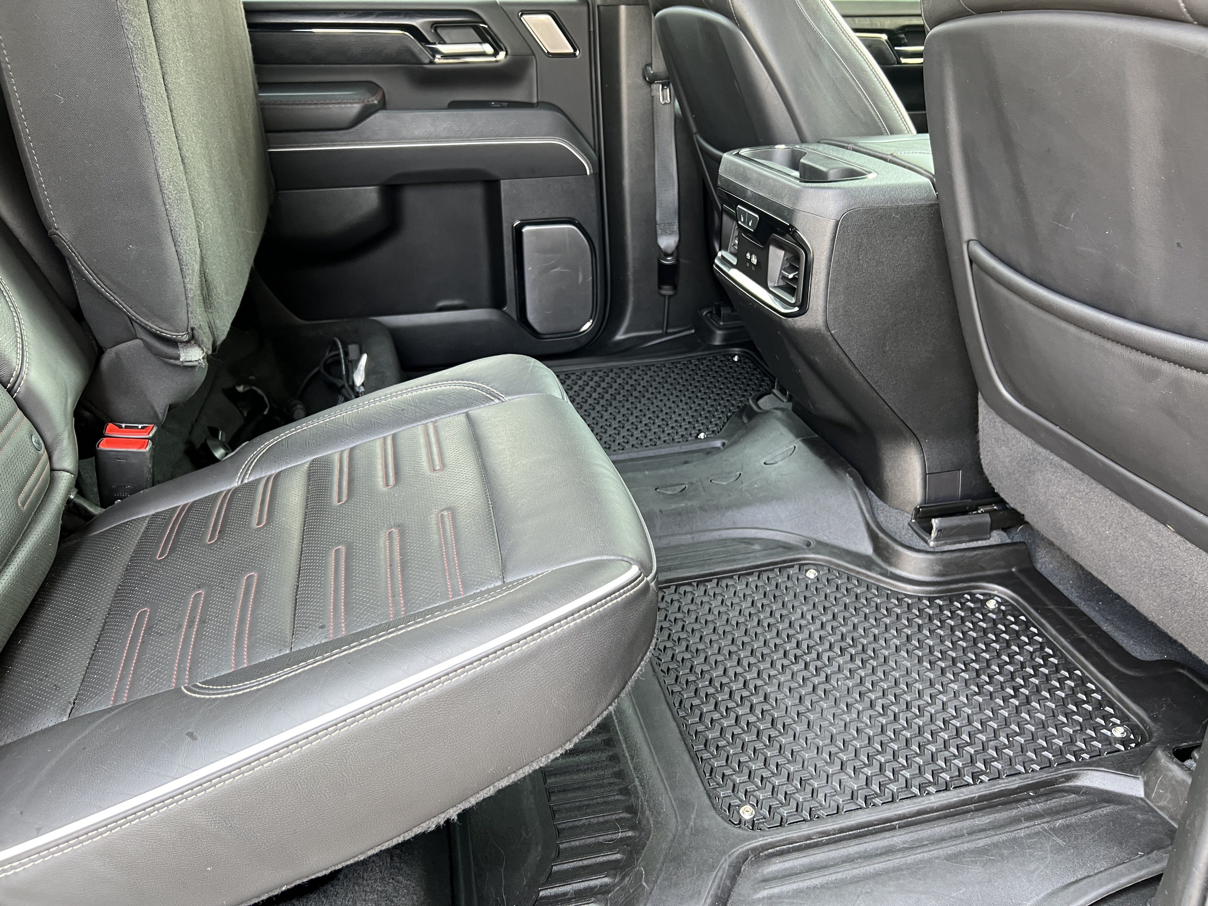 Used 2024 GMC Sierra 2500 AT4X AWD/4WD image 20