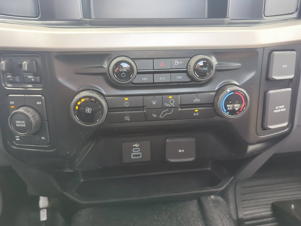 New 2025 Ford F250 XL w/ FX4 Off-Road Package AWD/4WD image 21