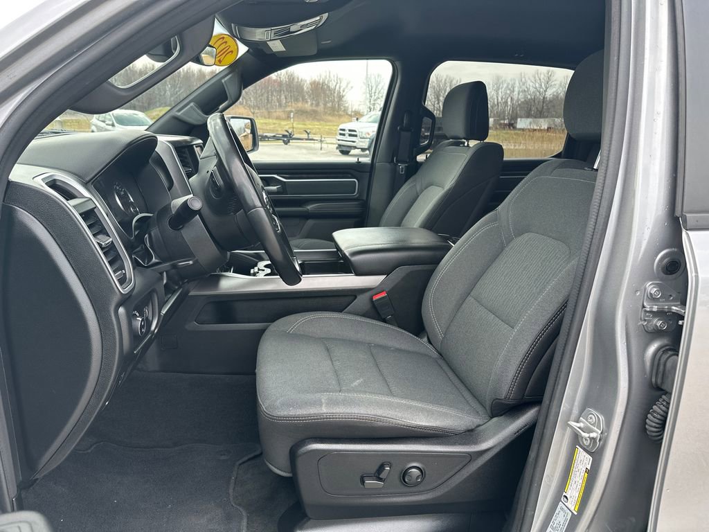 Used 2022 RAM 1500 Big Horn AWD/4WD image 8