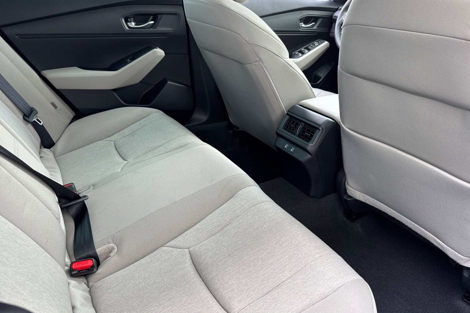 Used 2025 Honda Accord SE image 29