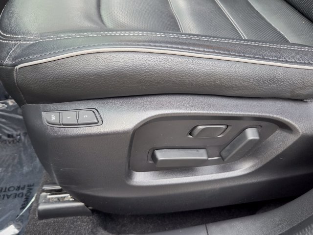 Used 2025 MAZDA CX-5 AWD 2.5 S w/ Preferred Package image 8