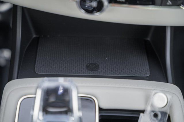 New 2026 Volvo XC90 B6 Ultra w/ Protection Package image 24