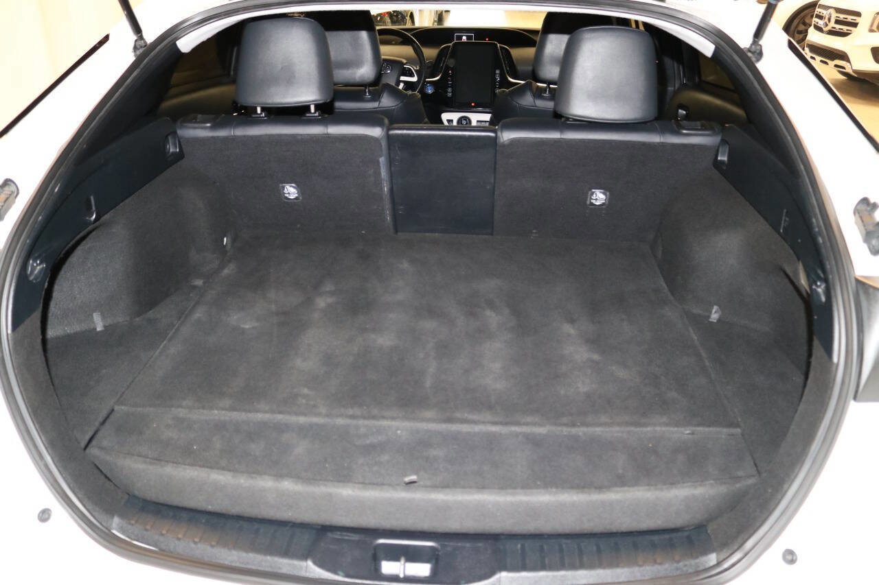 Used 2017 Toyota Prius Prime Advanced image 79