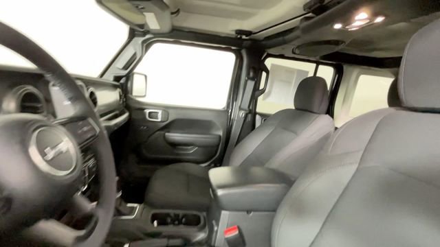 Used 2023 Jeep Wrangler Unlimited w/ 8.4" Radio Group AWD/4WD image 21