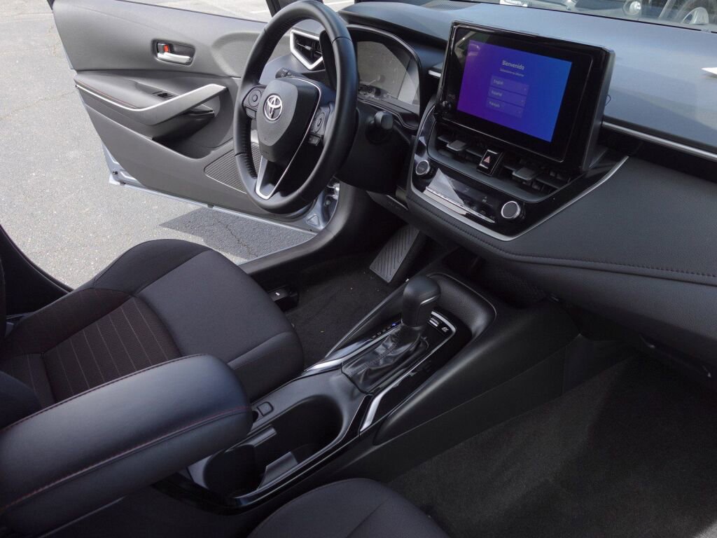 Certified 2023 Toyota Corolla SE w/ SE Package FWD image 14