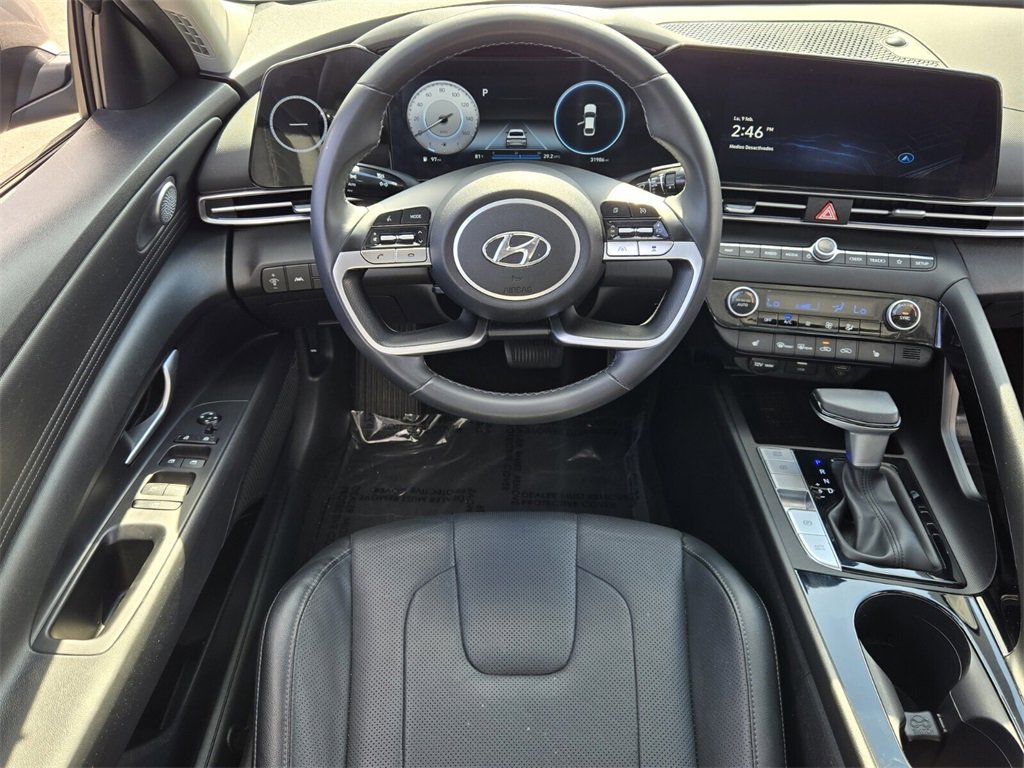 Certified 2023 Hyundai Elantra Limited image 13