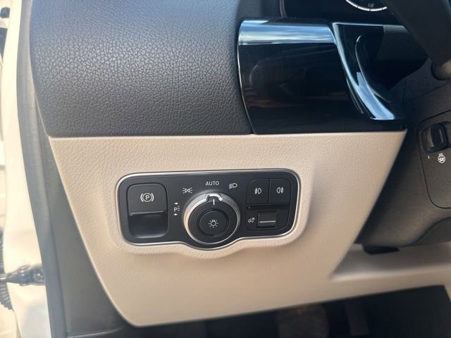 Used 2025 Mercedes-Benz GLA 250 4MATIC image 12