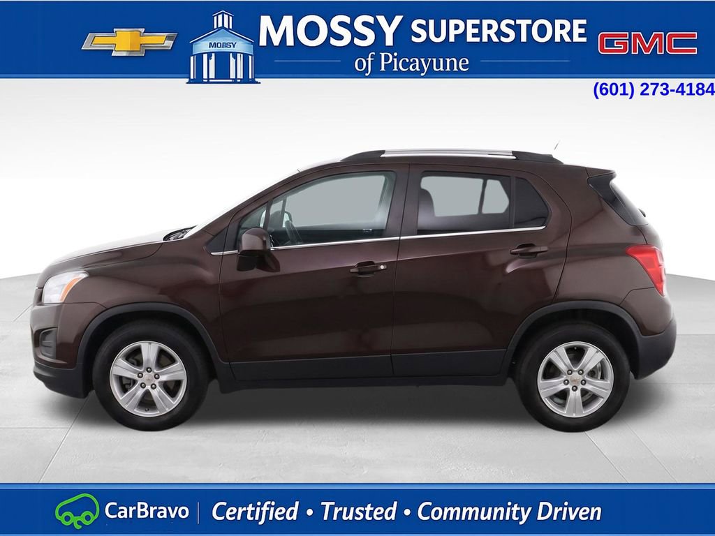 Used 2015 Chevrolet Trax LT w/ LT Sun and Sound Package image 7