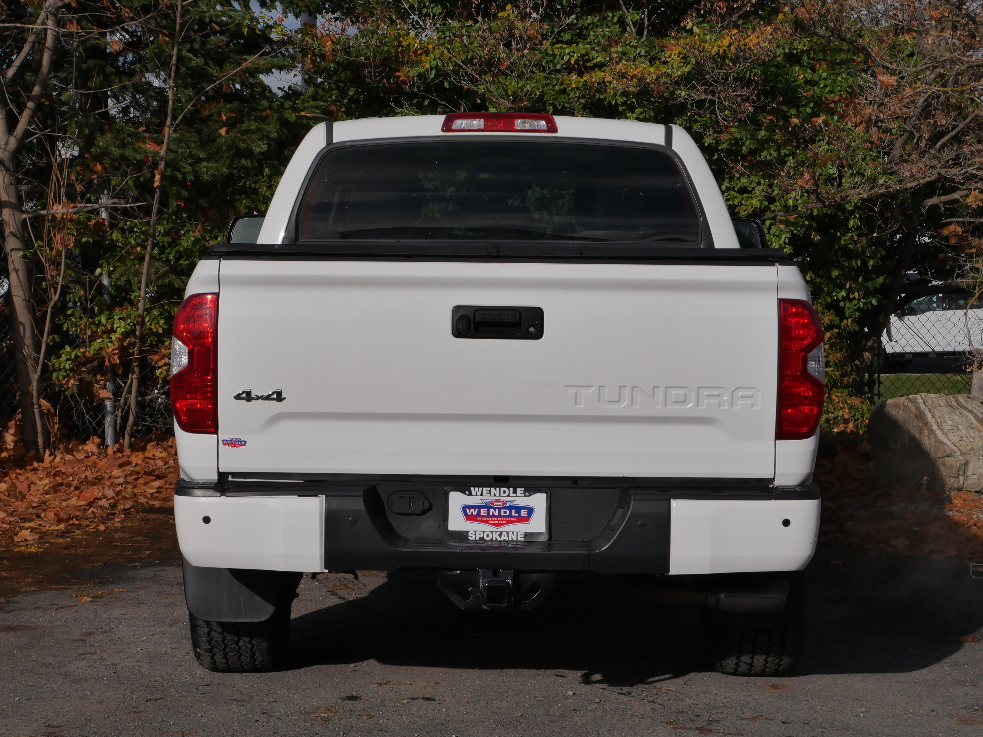 Used 2015 Toyota Tundra Platinum image 22