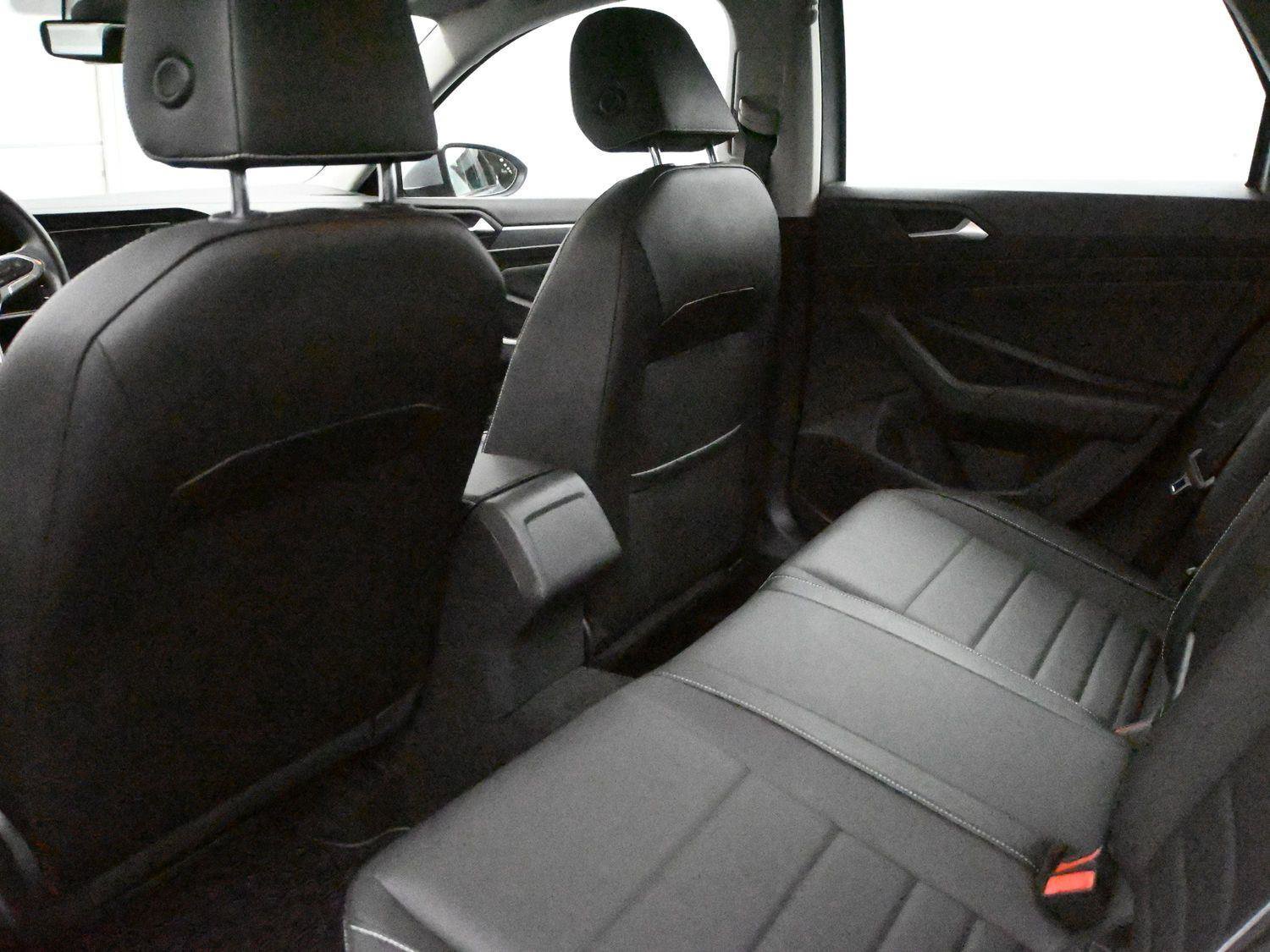 Used 2023 Volkswagen Jetta SE FWD image 9