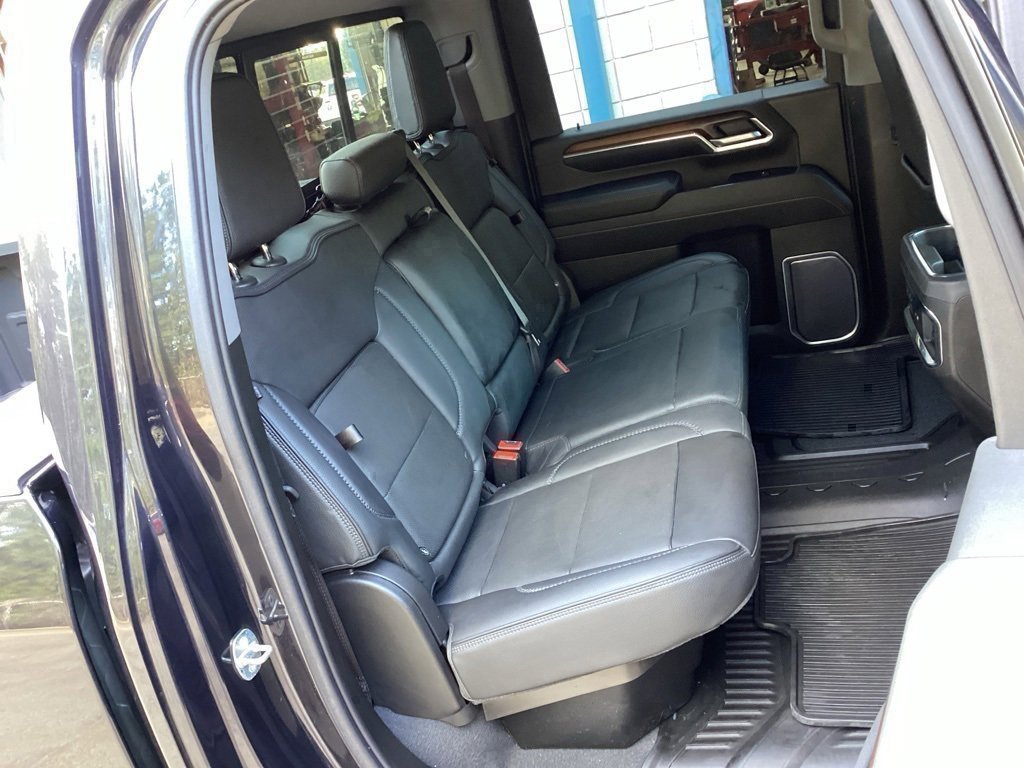 Used 2024 GMC Sierra 2500 Denali w/ Denali Reserve Package image 35