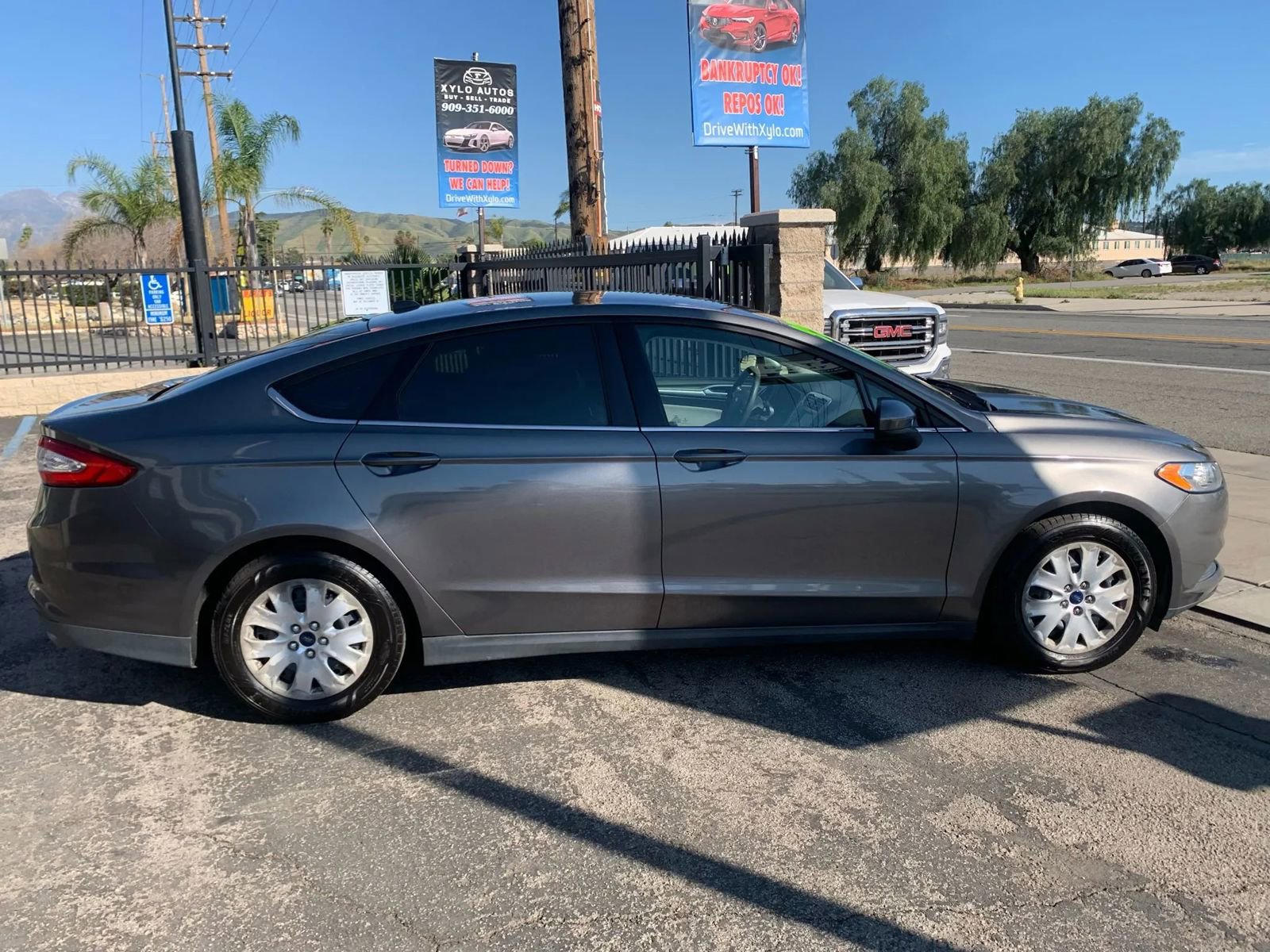 Used 2014 Ford Fusion S image 4