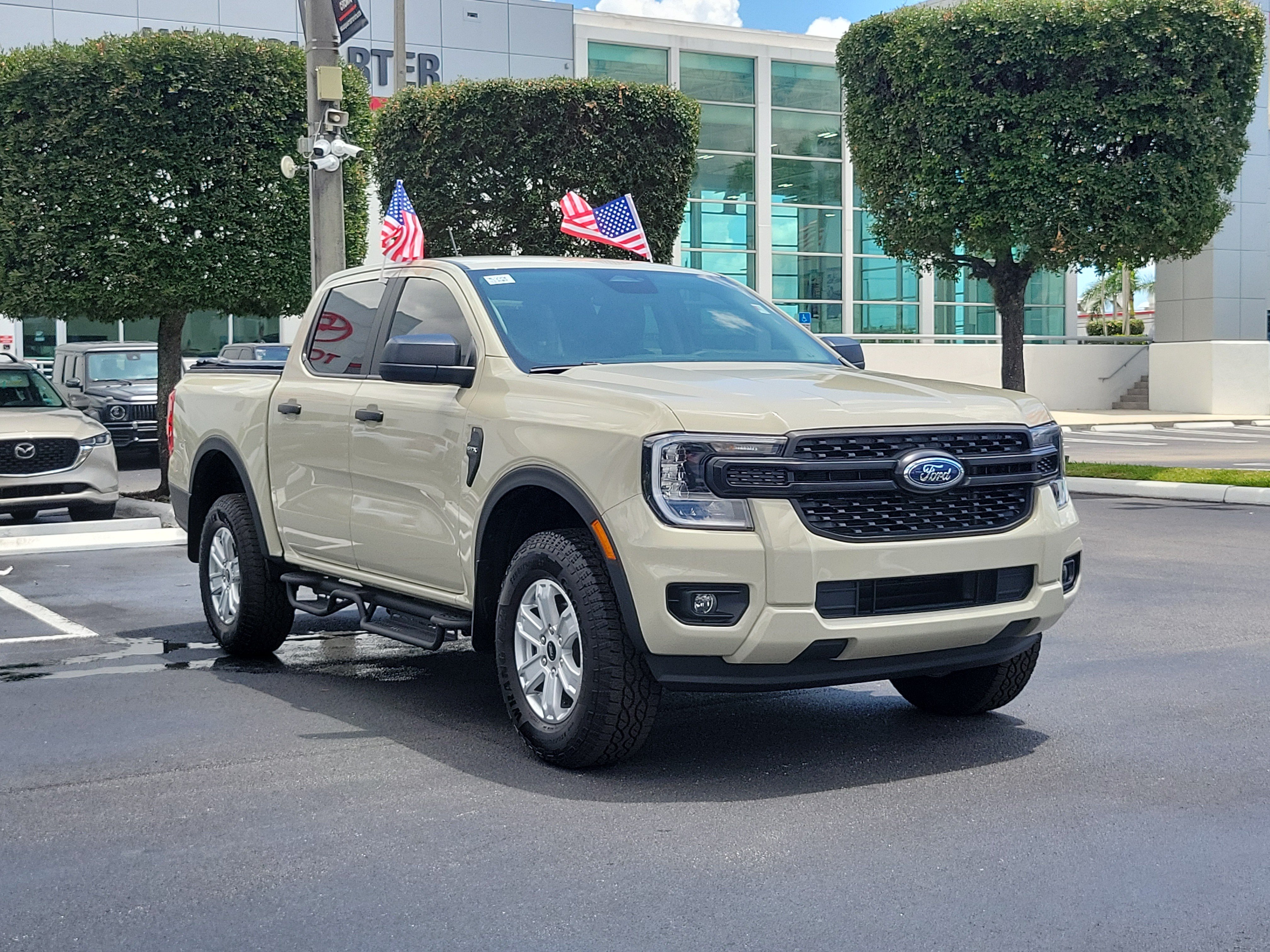 Used 2025 Ford Ranger XL RWD image 2