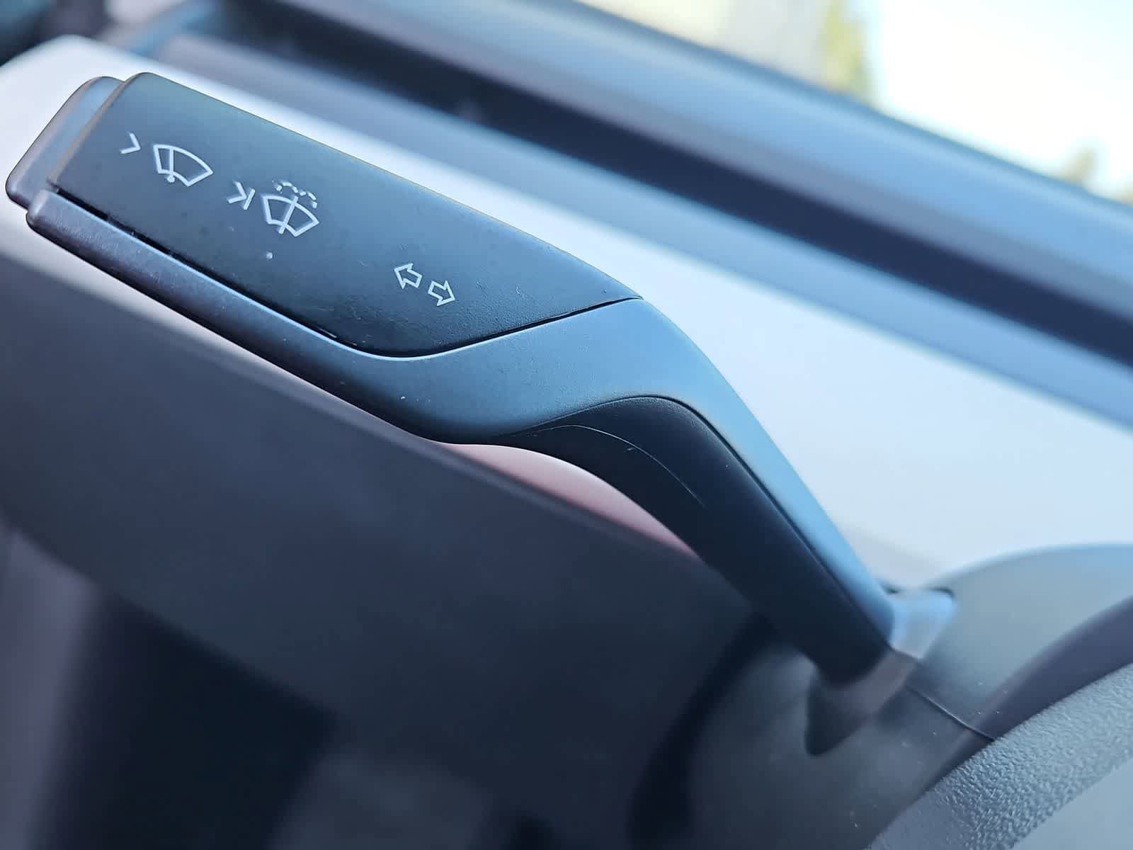 Used 2020 Tesla Model 3 Standard Range image 27