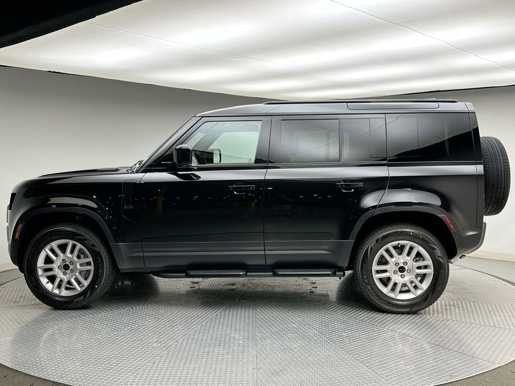 New 2026 Land Rover Defender 110 S AWD/4WD image 10