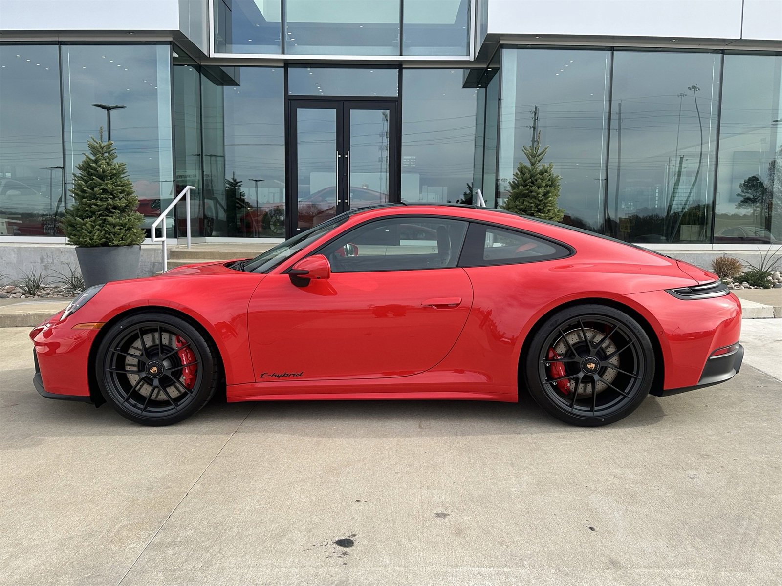 New 2026 Porsche 911 Carrera GTS image 2