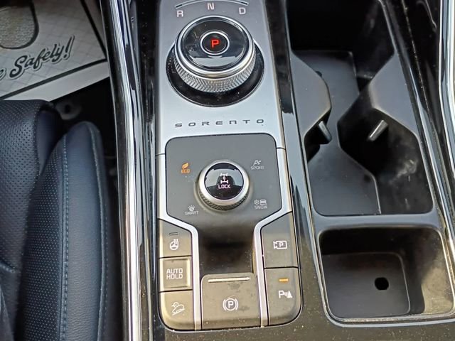 Used 2023 Kia Sorento SX Prestige w/ Panoramic Sunroof Package AWD/4WD image 23