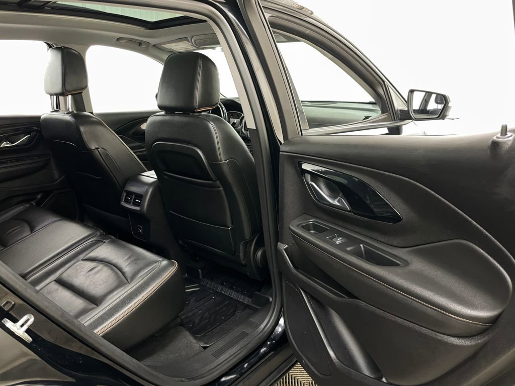 Certified 2024 GMC Terrain AT4 w/ Tech Package AWD/4WD image 42
