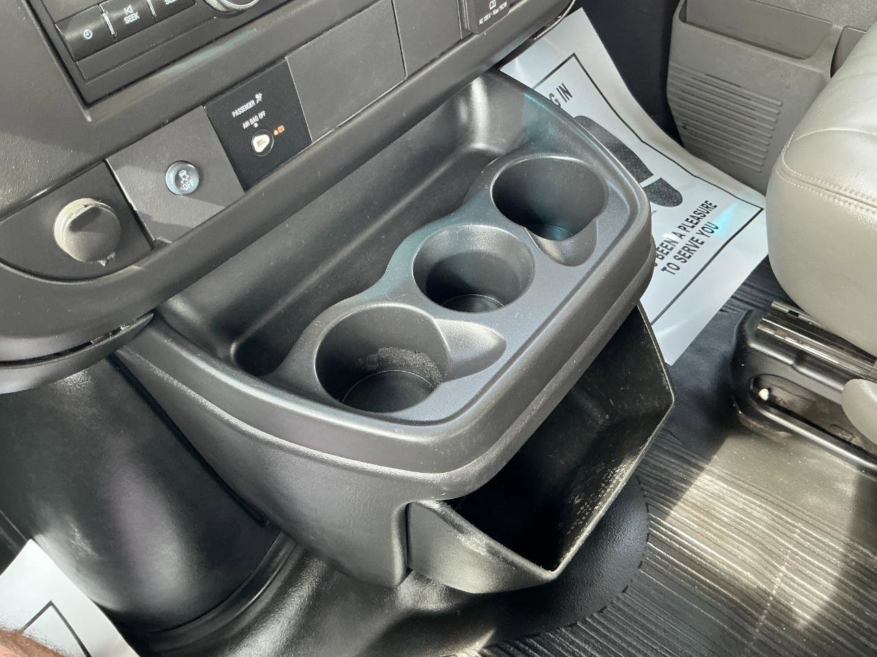 Used 2016 Chevrolet Express 2500 image 14