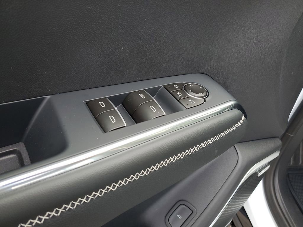 New 2026 GMC Acadia Denali w/ Super Cruise Package image 15