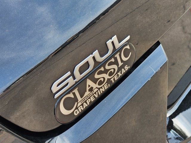 Used 2025 Kia Soul S image 9