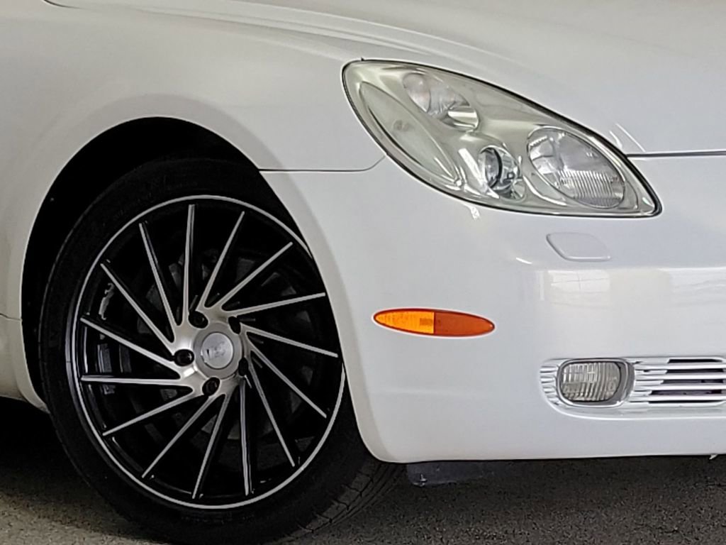 Used 2002 Lexus SC 430 Convertible RWD image 3