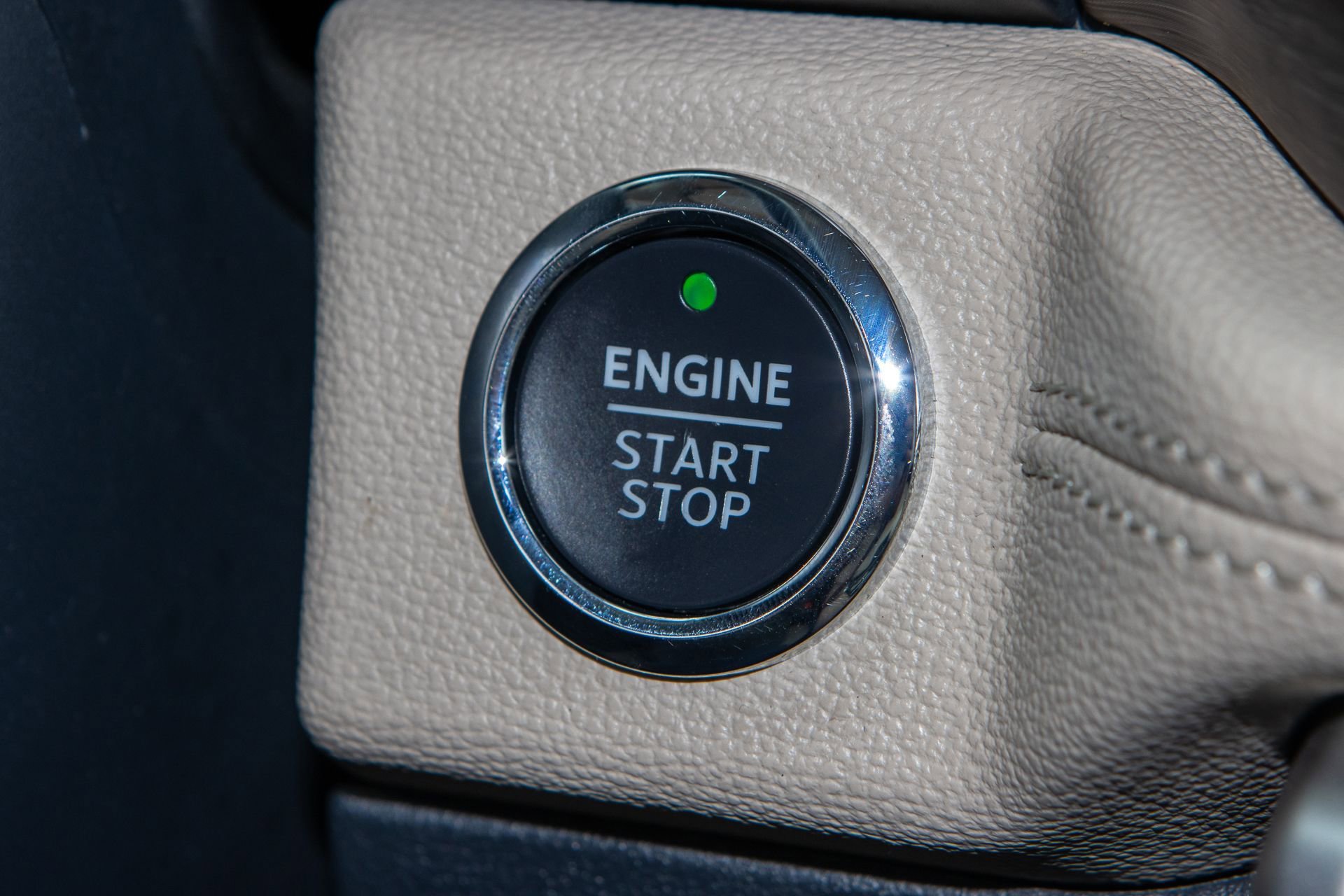 Used 2024 Ford Expedition Limited image 32