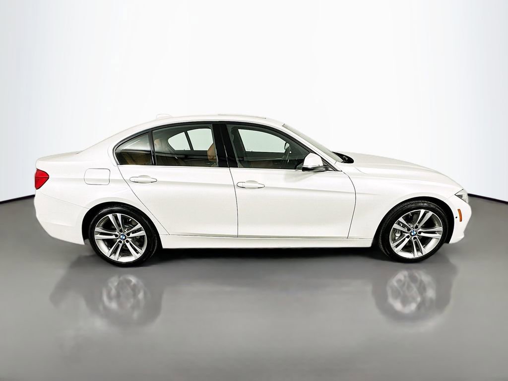 Used 2016 BMW 340i Sedan RWD image 4