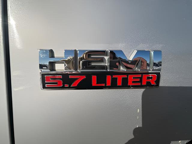 Used 2018 RAM 1500 Sport image 33