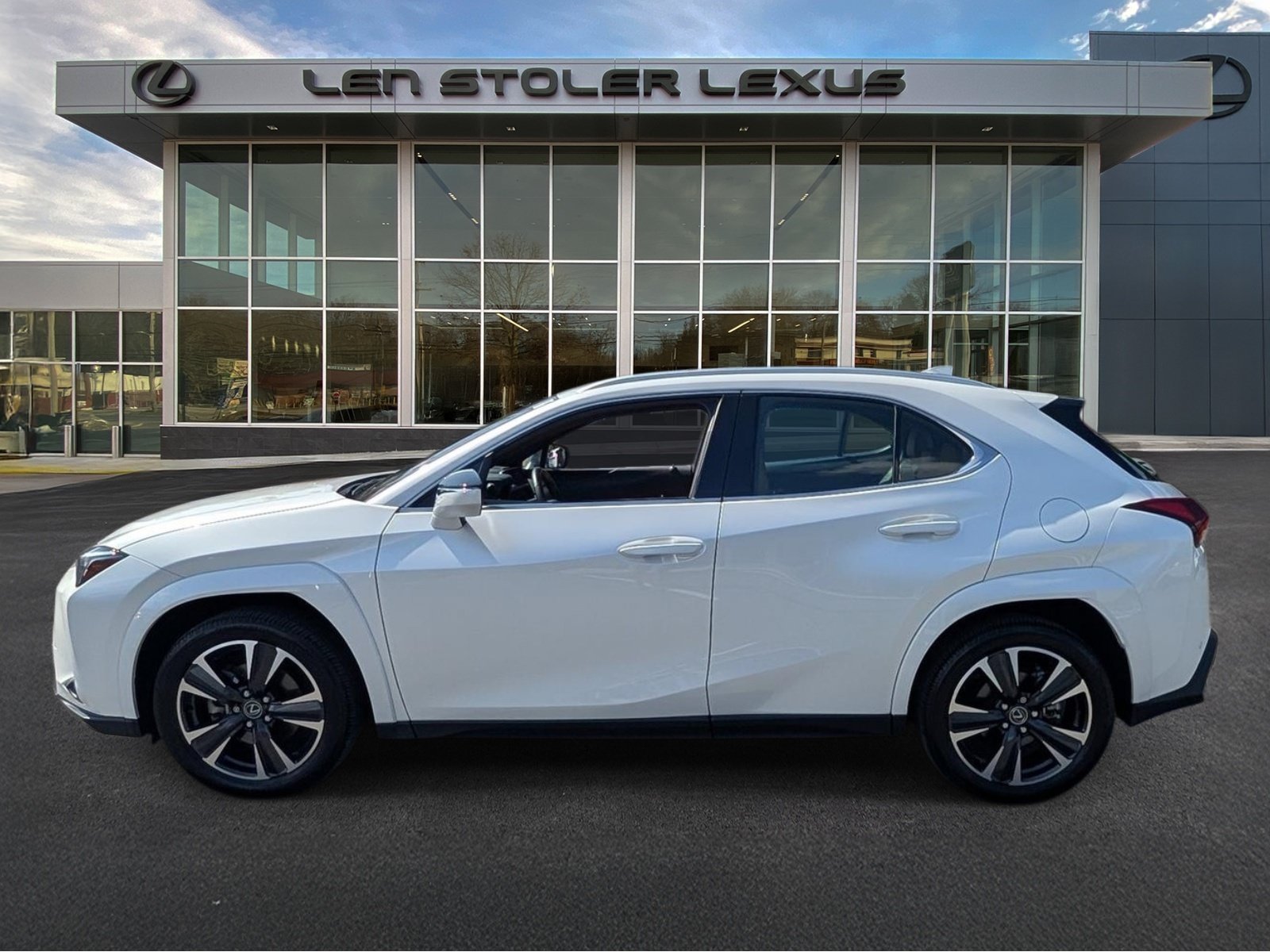 Certified 2025 Lexus UX 300h AWD w/ Accessory Package (Z1) image 6