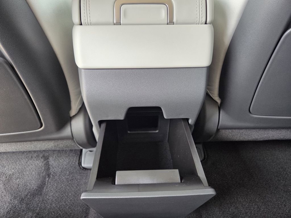 New 2026 Hyundai Santa Fe SE FWD image 17